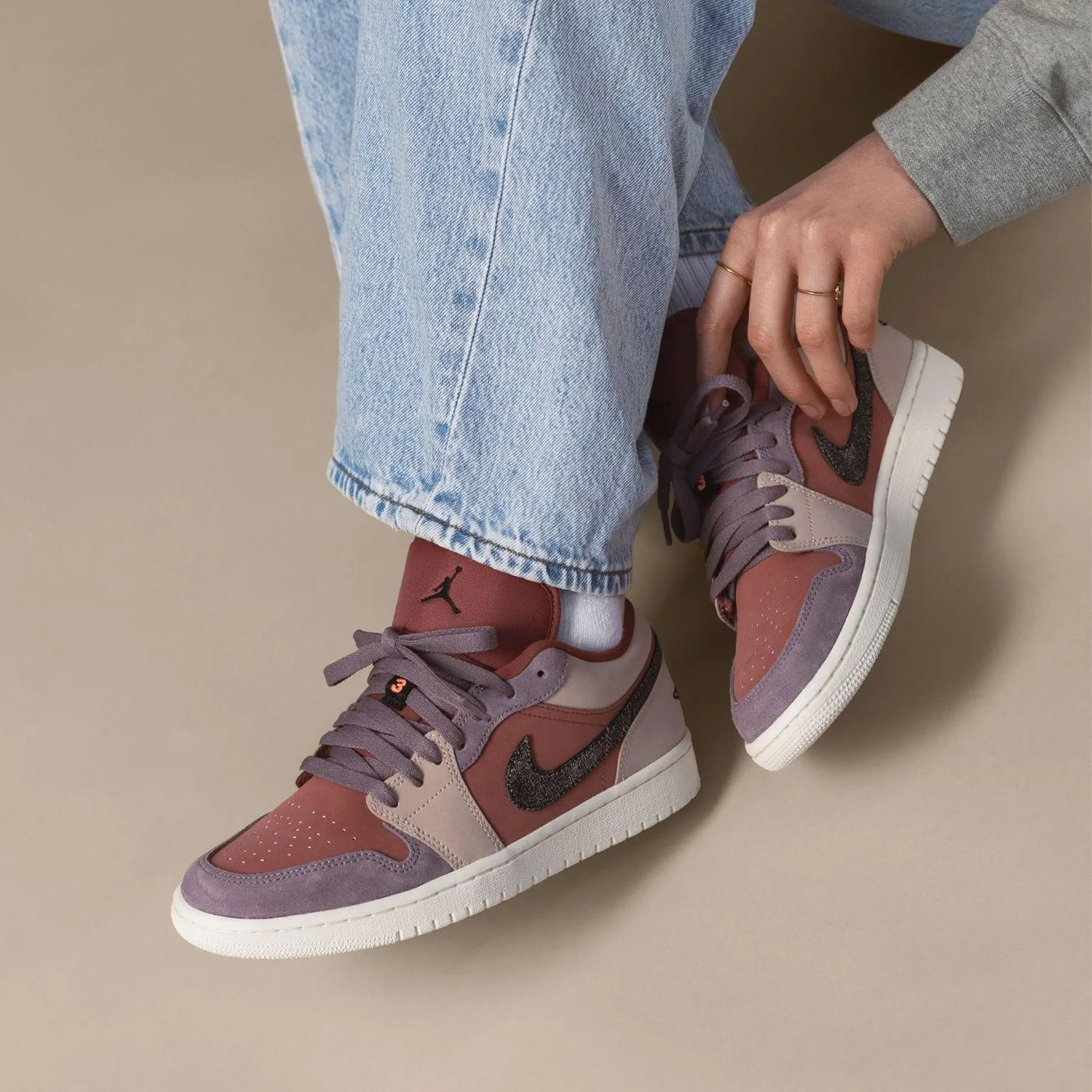 Air Jordan 1 Low Wmns 'Canyon Rust'