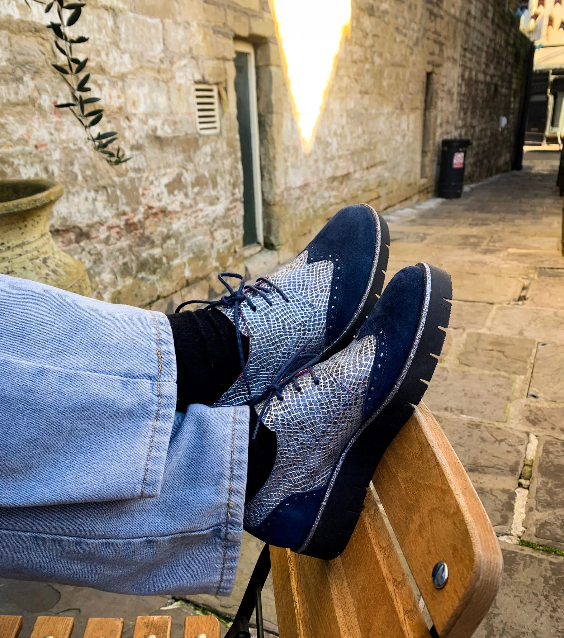 Bolt - Navy blue suede lace up shoe