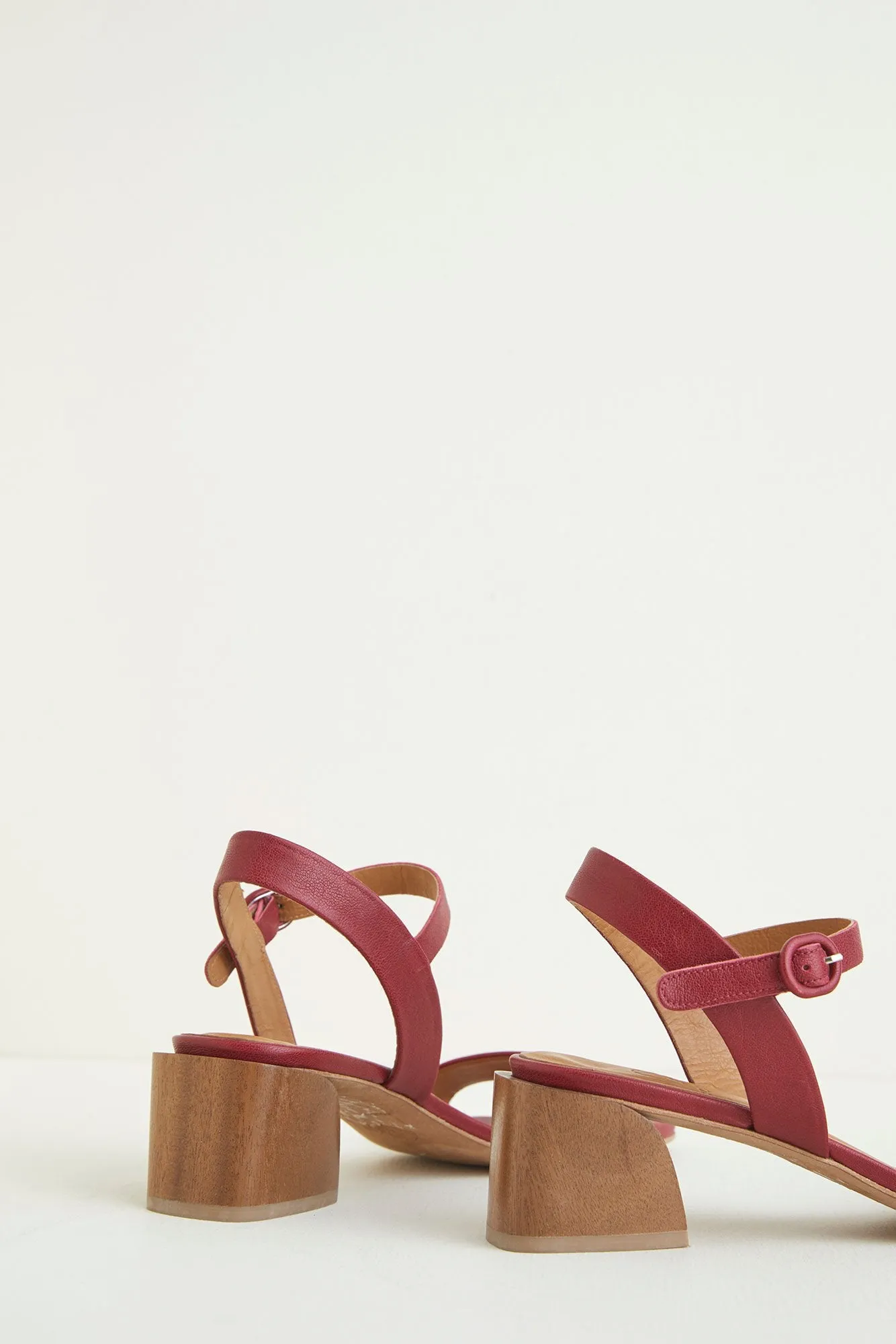 Coclico Exclusive Oh Sandals