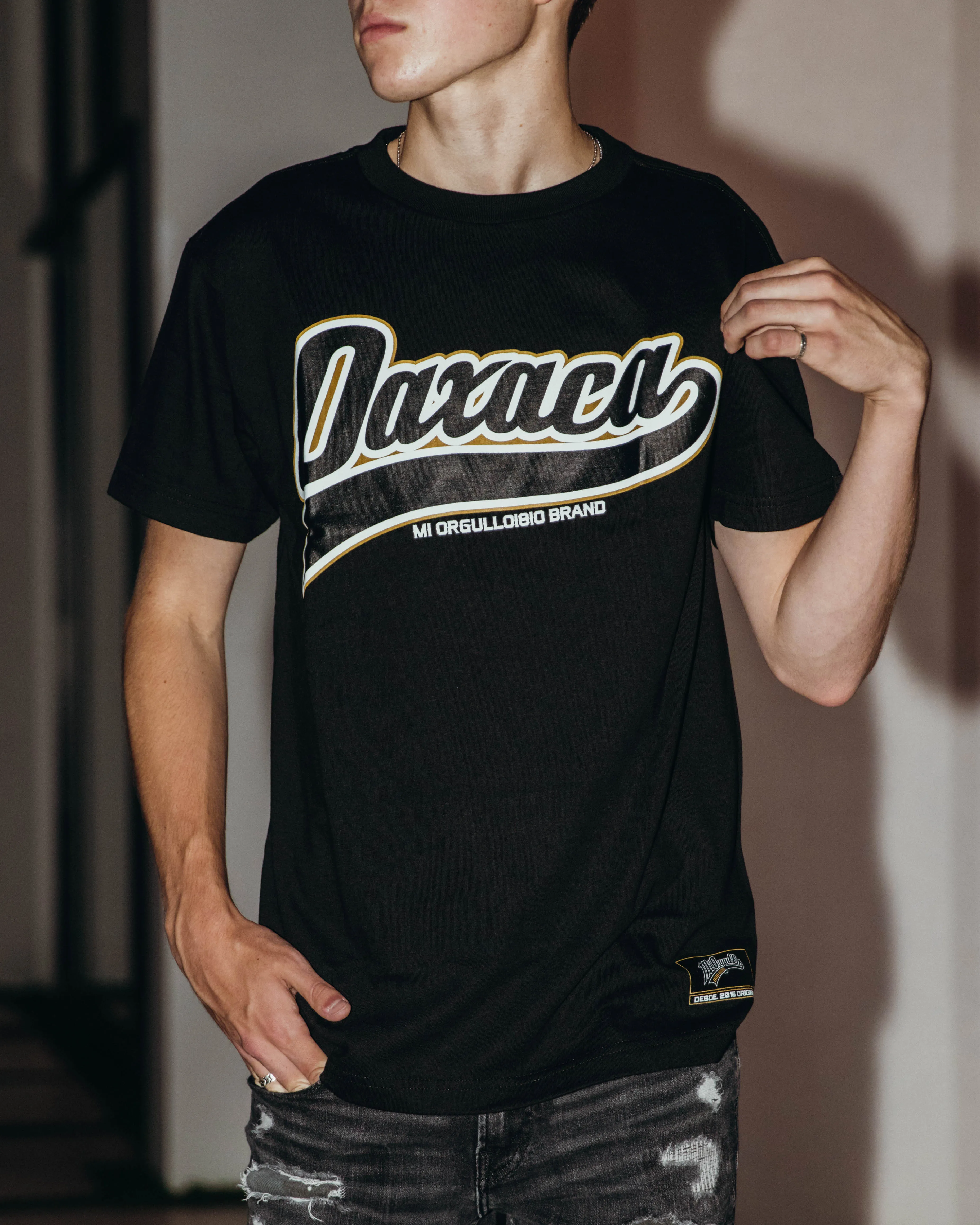 OAXACA CLASSIC BLACK T-SHIRT