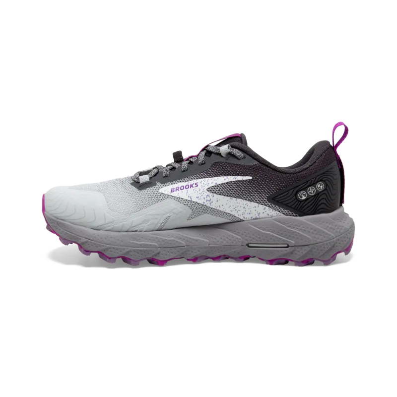 Womens Brooks Cascadia 17 Wide (D-Width)